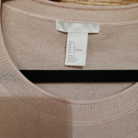 H&M Oversized Light Weight Pink Sweater Size Large - Picture 4 of 5